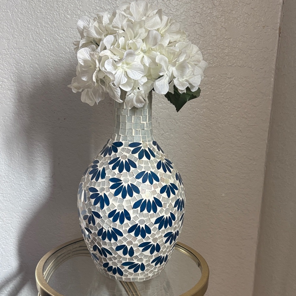 Chic Floral Mosaic Vase in Blue and White